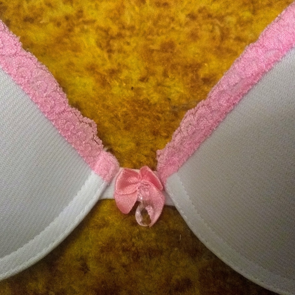 Bra - Picture 2 of 8